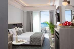 Pearl SeaBreeze Suites